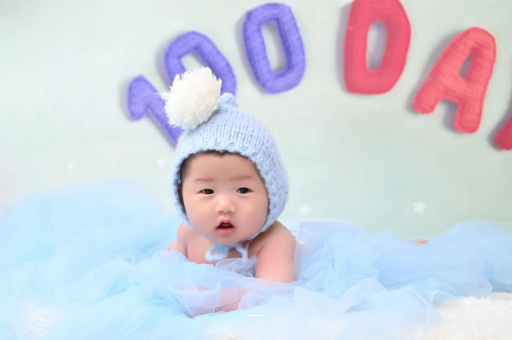 宝鸡6个月宝宝睡觉摇头